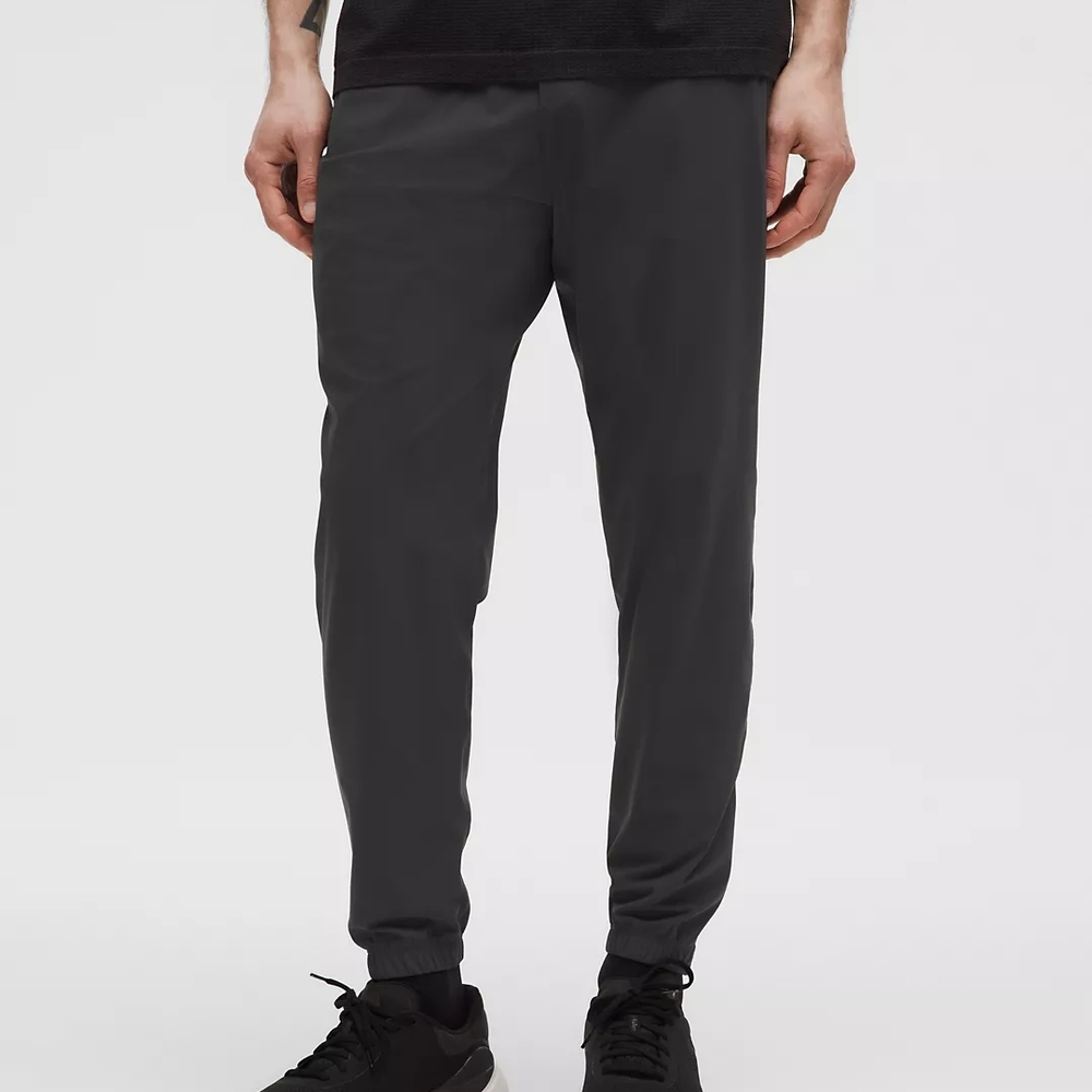Lululemon Mens Surge Joggers Size XXL Charcoal Gray